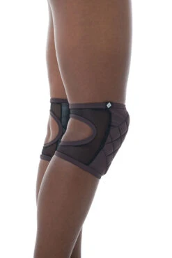 Poledancerka Grippy Kneepads - Nude 03 (with Pocket) 5 Poledancerka Grippy Kneepads - Nude 03 (with Pocket) -Pole Wear Shop 14 Poledancerkakneepadsnude03withpocket econyl