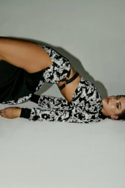 CXIX Make Moves Pants - Dragon 19 CXIX Make Moves Pants - Dragon -Pole Wear Shop 21 04 22Creatures 211