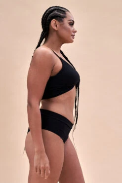 Lunalae Low Waist Shorts - Ribbed Black 6 Lunalae Low Waist Shorts - Ribbed Black -Pole Wear Shop 221011 LunaLae 02 0079