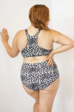 Lunalae High Waist Shorts - Grey Leopard -Pole Wear Shop 6R7A7631