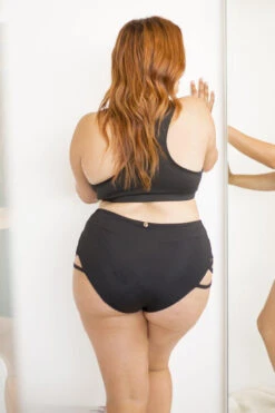 Lunalae High Waist Cross Section Shorts - Black -Pole Wear Shop 6R7A8520