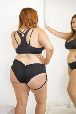 Lunalae Lure You Low-Rise Garter Shorts - Black 16 Lunalae Lure You Low-Rise Garter Shorts - Black -Pole Wear Shop 6R7A8567