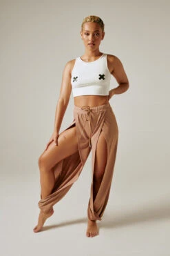 CXIX Make Moves Pants - Sand -Pole Wear Shop CreaturesofXIXXXTee2.0 White21 05 24CreaturesofXIX12229 edit 011511d8 f623 4798 9e54 ade7f39bc508