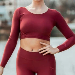Dragonfly Pavi Crop Top - Burgundy 6 Dragonfly Pavi Crop Top - Burgundy -Pole Wear Shop DF Pavi burgundy 0321 540x dfcf5ae2 4e49 4fe4 899e d1febe0da3d3