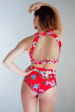 Pole Addict Openback Top - Just Blossom -Pole Wear Shop DSC 0337 8a8db59c e3bd 4947 b3a4 a194da7bad1a