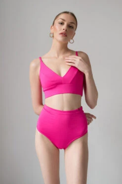 Pole Addict Scrunch Butt Basic High Waist Shorts - Neon Pink 9 Pole Addict Scrunch Butt Basic High Waist Shorts - Neon Pink -Pole Wear Shop DSC 4253