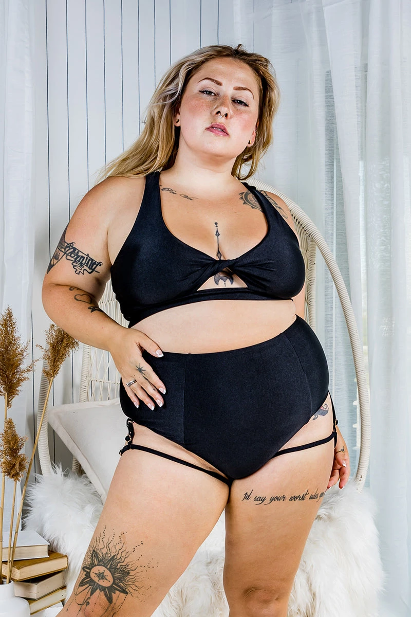 Chantay Polewear Pretzel 2-way Top - Noir 11 Chantay Polewear Pretzel 2-way Top - Noir - Image 11