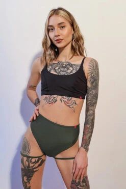 Pole Addict Bliss Garter Shorts - Emeralde -Pole Wear Shop IMG 7793 2bdf8cbf 0afe 4893 8c0d 84e95c3ce98c