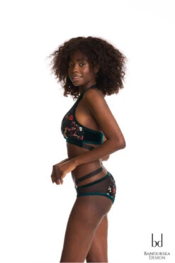 Bandurska Kamala Top - Red Floral 6 Bandurska Kamala Top - Red Floral -Pole Wear Shop Kamala4 4dc226fd 4933 4e3b 9e86 337025dfe5c3 1