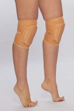 Queen Grippy Kneepads - Caramel