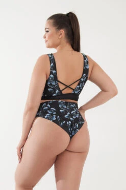 Pole Addict Mona High Leg Bottoms - Odylia 13 Pole Addict Mona High Leg Bottoms - Odylia -Pole Wear Shop OdyliaLandTop MoanBottoms3 4f978134 ed80 4f5a 8205 e5bc20e780b5