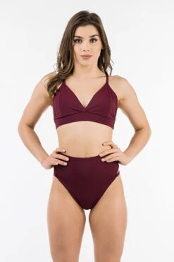 REV ACTIV Nasty Shorts - Burgundy 6 REV ACTIV Nasty Shorts - Burgundy -Pole Wear Shop eliza revactiv fb malowanieswiatlem 011