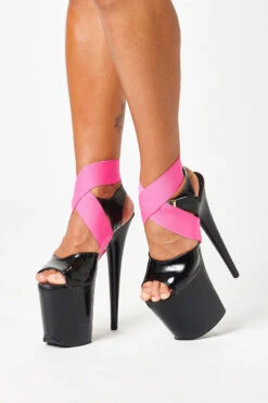 Rolling Ankle Cuff - Neon Pink -Pole Wear Shop qRollingBrand Lookbook 06 05 21 311106